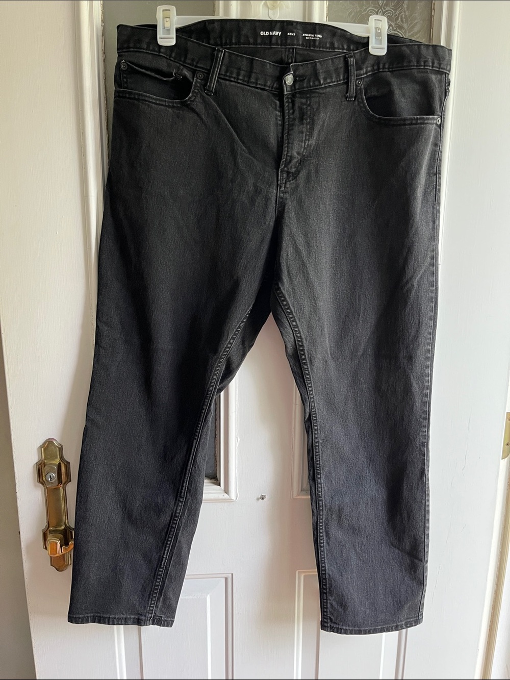 Old Navy Men’s Black Straight-Leg Jeans Athletic Taper 40x30